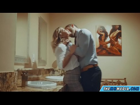 ❤️ ווען אַ באַסטי בלאָנדע סידוס איר אין אַ ציבור אָפּטריט ❤️❌ שיין פּאָרן ביי yi.xxxdesichudai.ru ❌